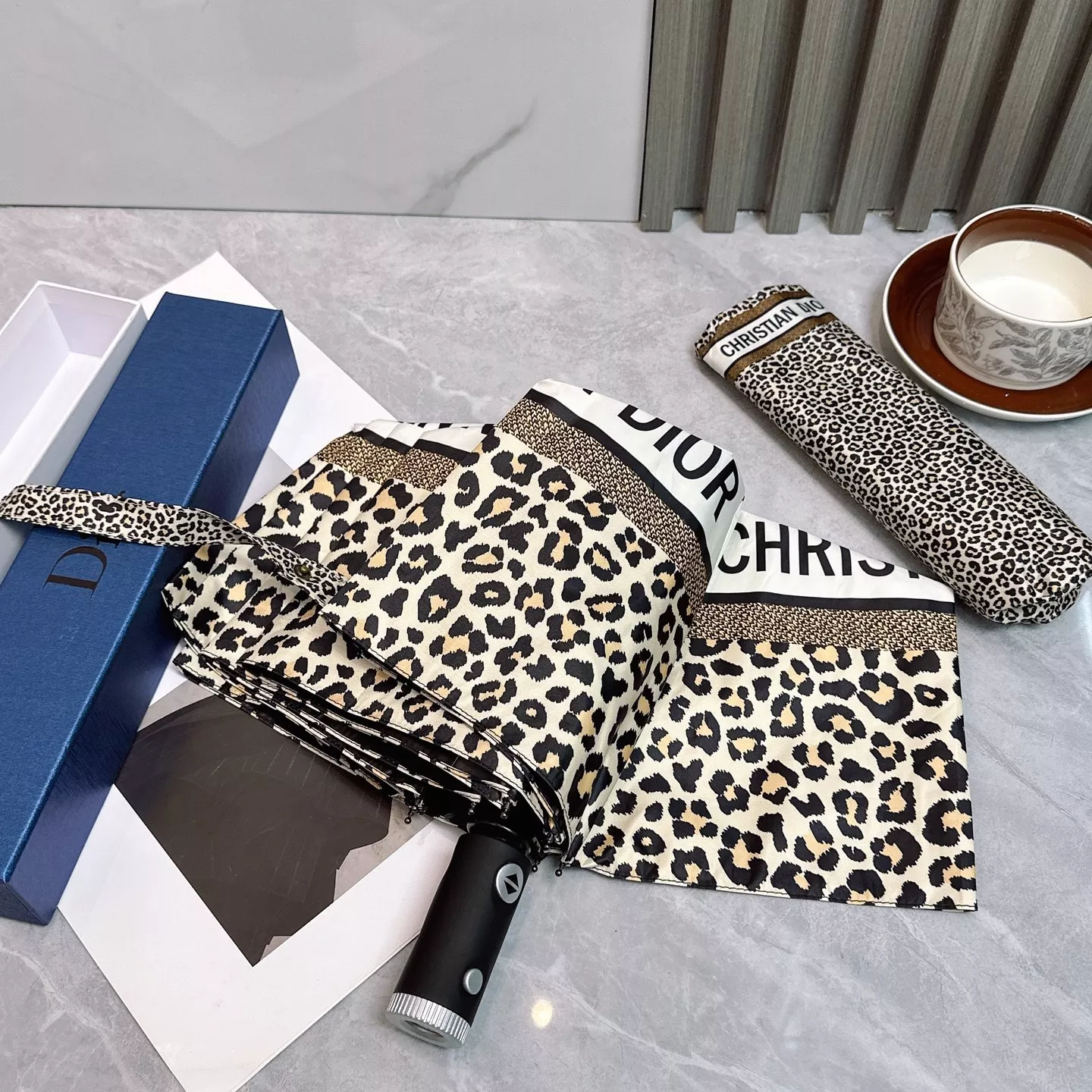 Christian Dior Umbrellas EyeCatching 8826 - Image 3