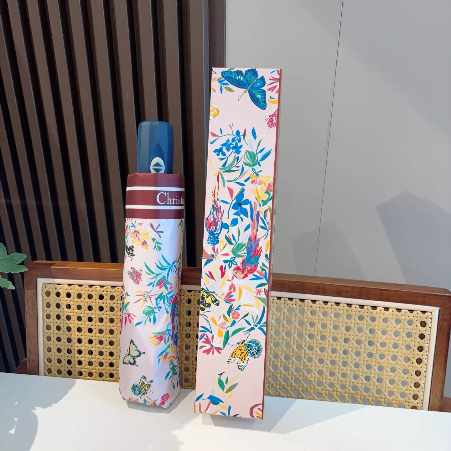 Christian Dior Umbrellas Sophisticated 1852 - Image 3