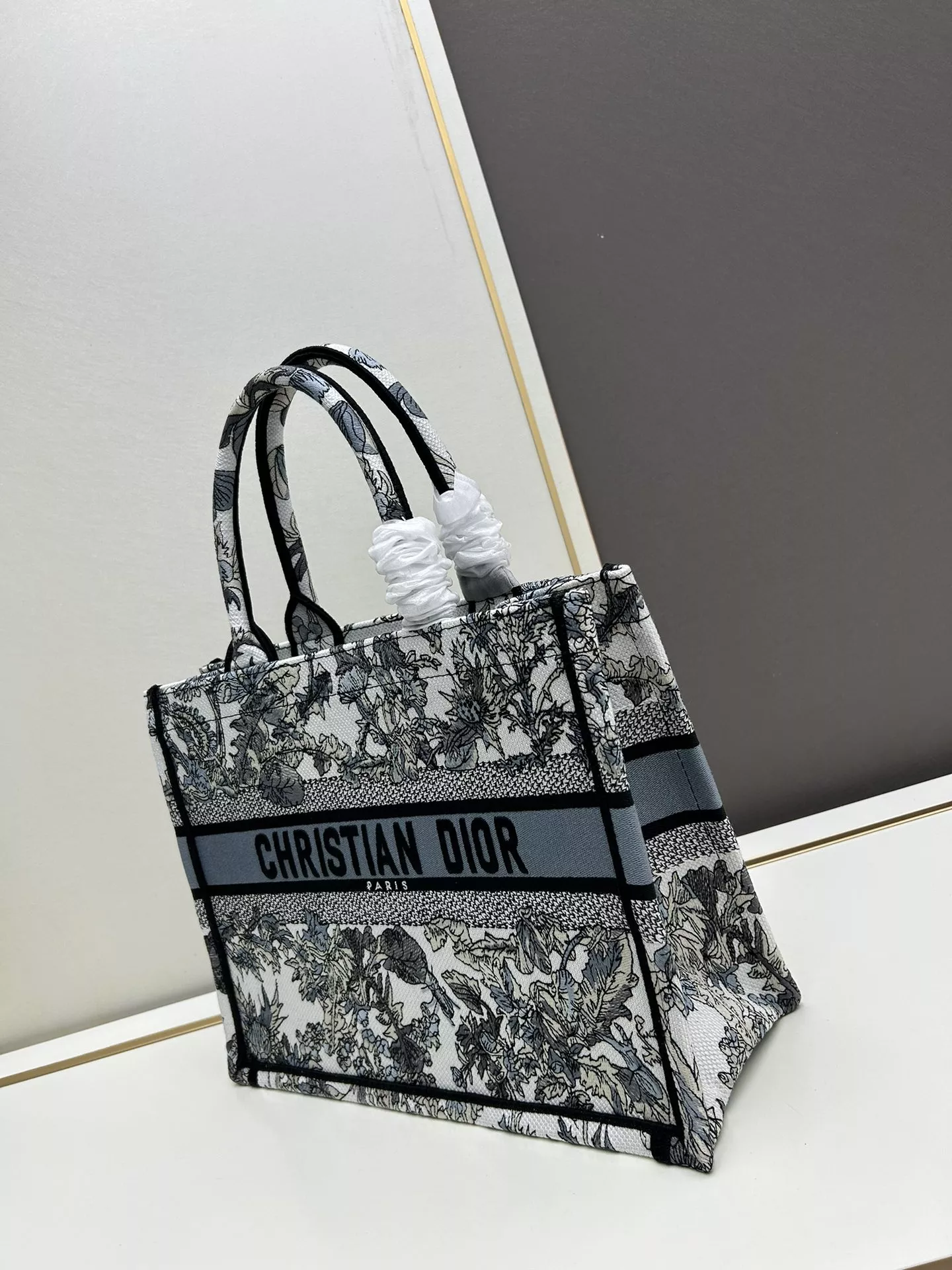 Comfortable 1648 Christian Dior AAA Quality Tote-Handbags For Women