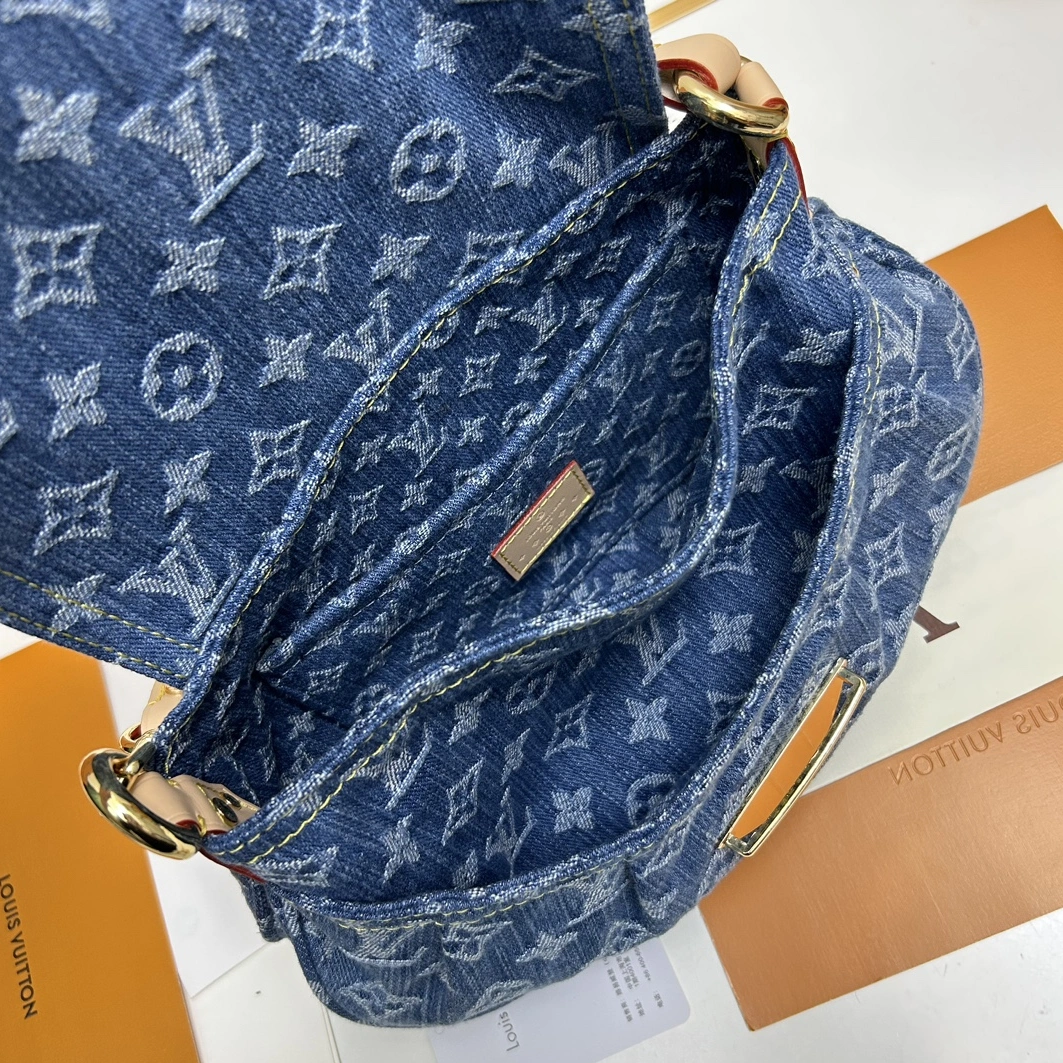 Comfortable 1770 Louis Vuitton AAA Quality Shoulder Bags For Women - Image 8
