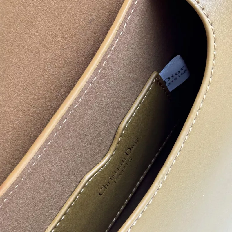 Comfortable 2841 Christian Dior AAA Quality Messenger Bags For Women - Image 8