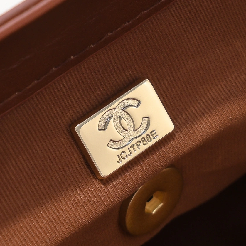 Comfortable 3104 Chanel AAA Quality Messenger Bags - Image 8