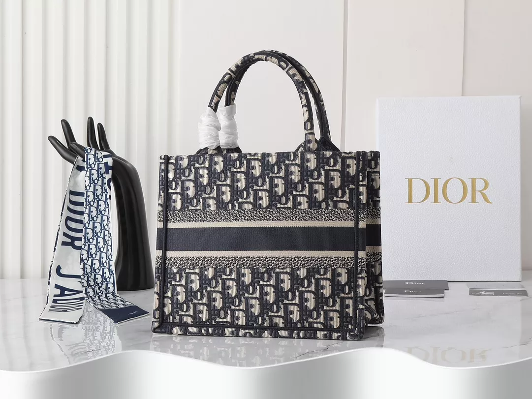 Comfortable 6554 Christian Dior AAA Quality Tote-Handbags For Women