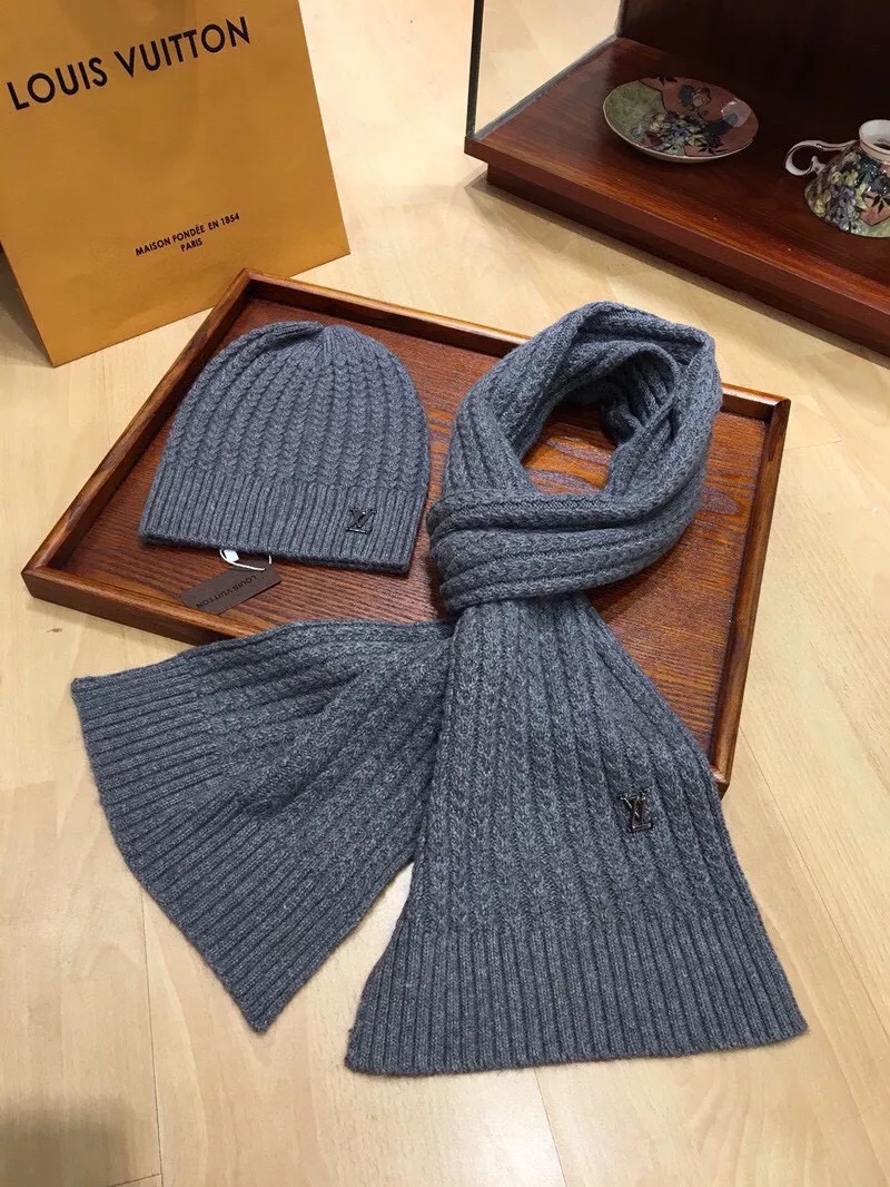 Comfortable 9601 Louis Vuitton LV Hat and Scarf Set