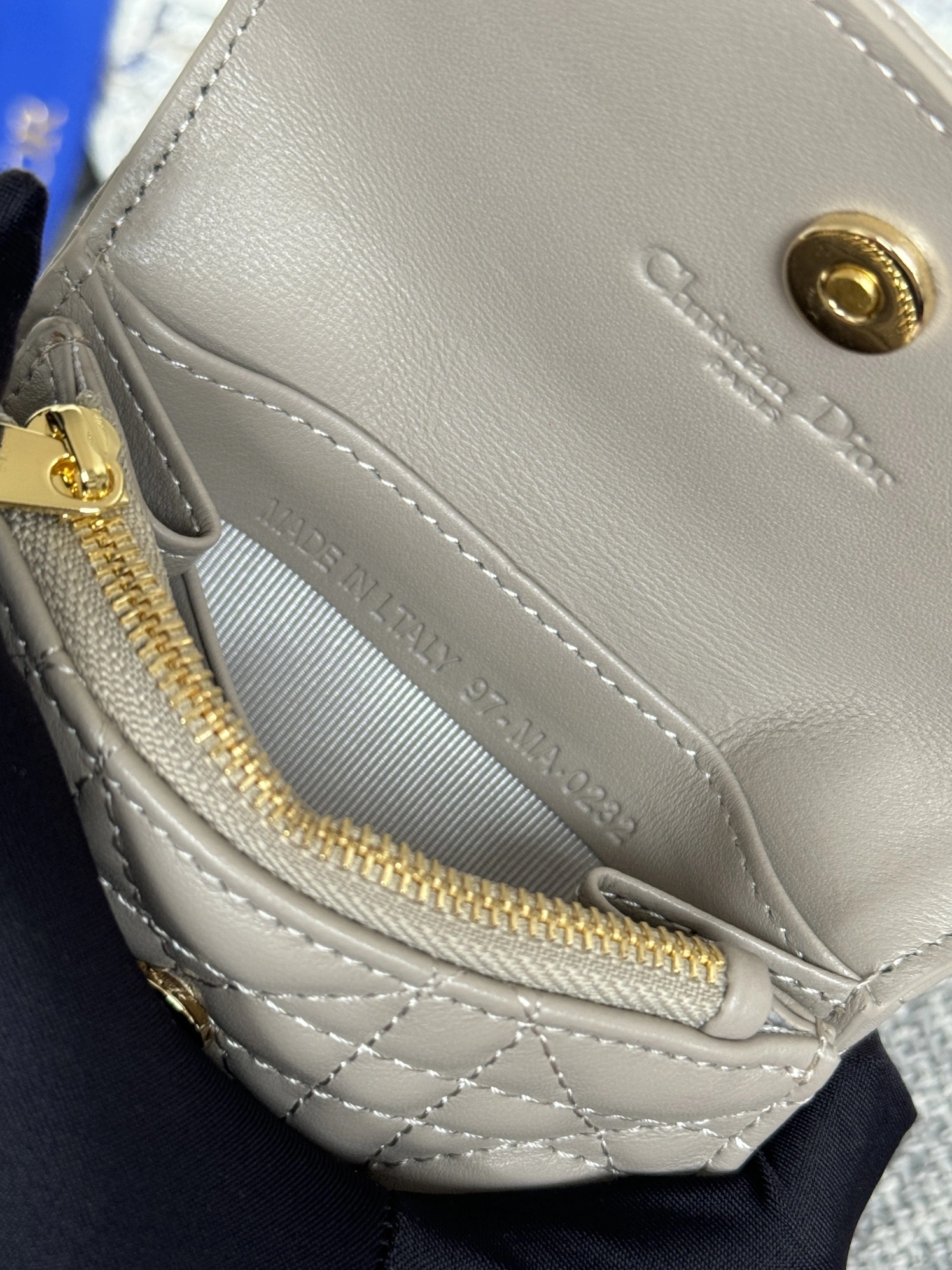 Cozy 5561 Christian Dior AAA Wallets For Women - Image 7