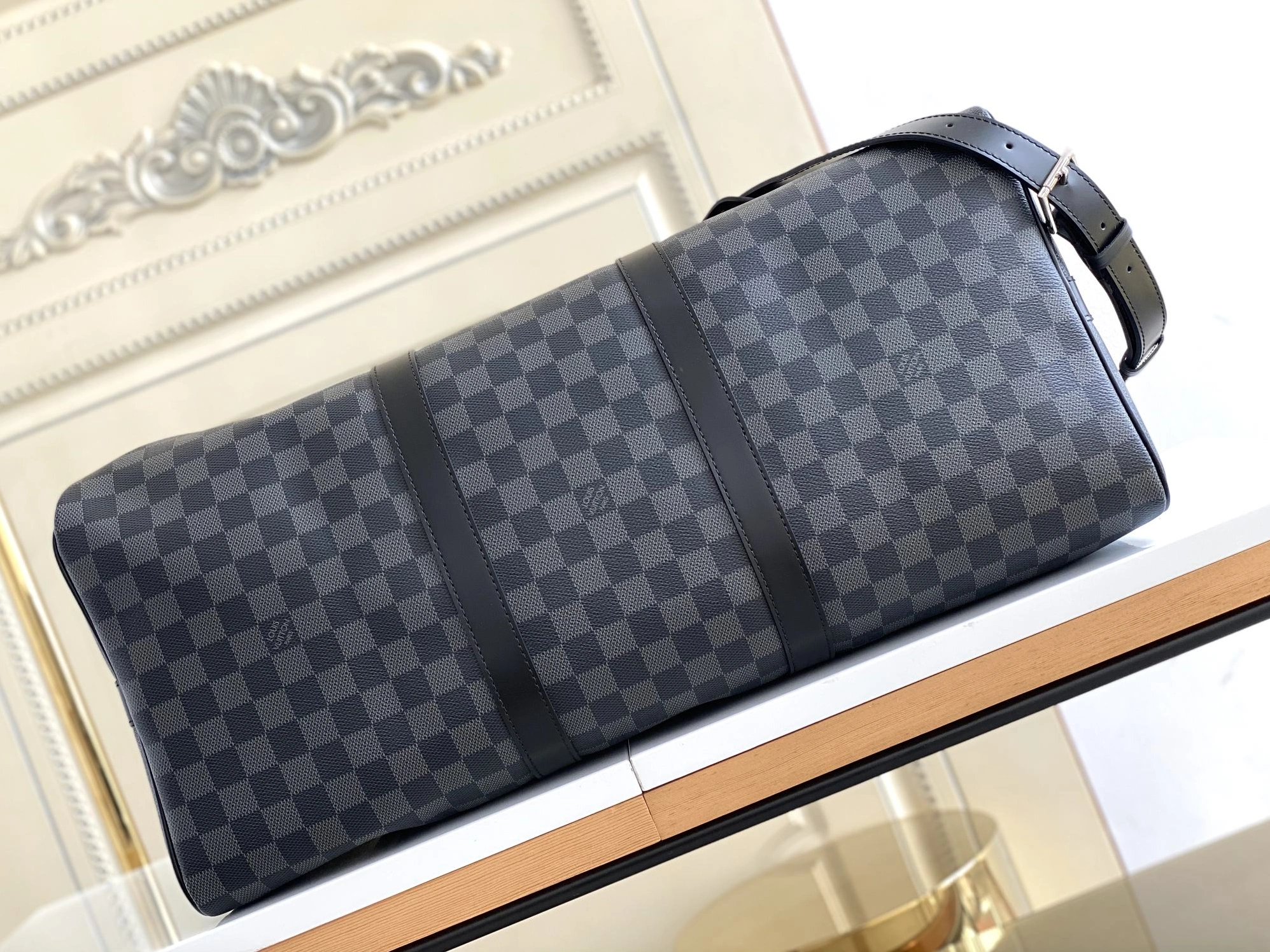Cozy 7391 Louis Vuitton Travel Bags - Image 3