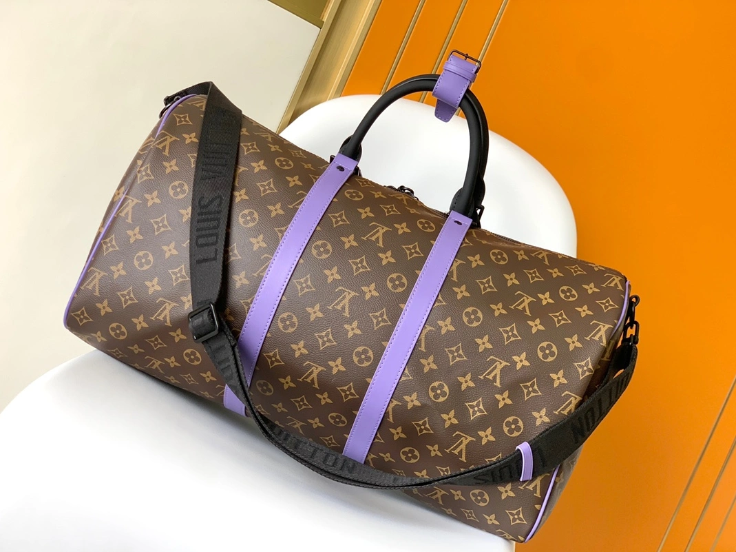 Cozy 7793 Louis Vuitton Travel Bags - Image 3