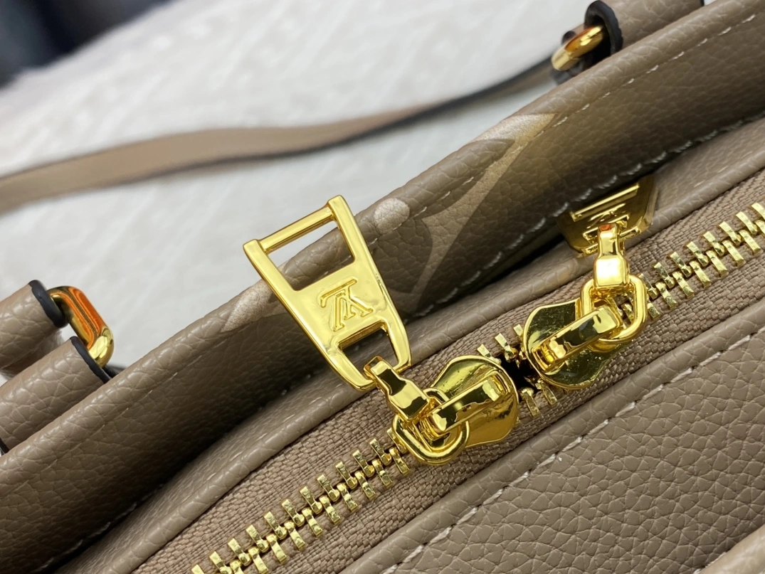 Cozy 9313 Louis Vuitton AAA Quality Handbags For Women - Image 7