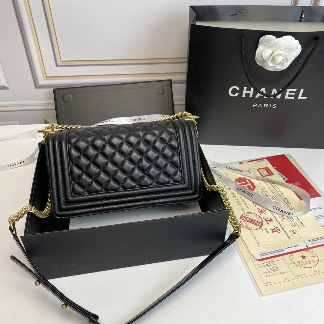 DailyWear 5001 Chanel AAA Quality Messenger Bags For Women - Image 3