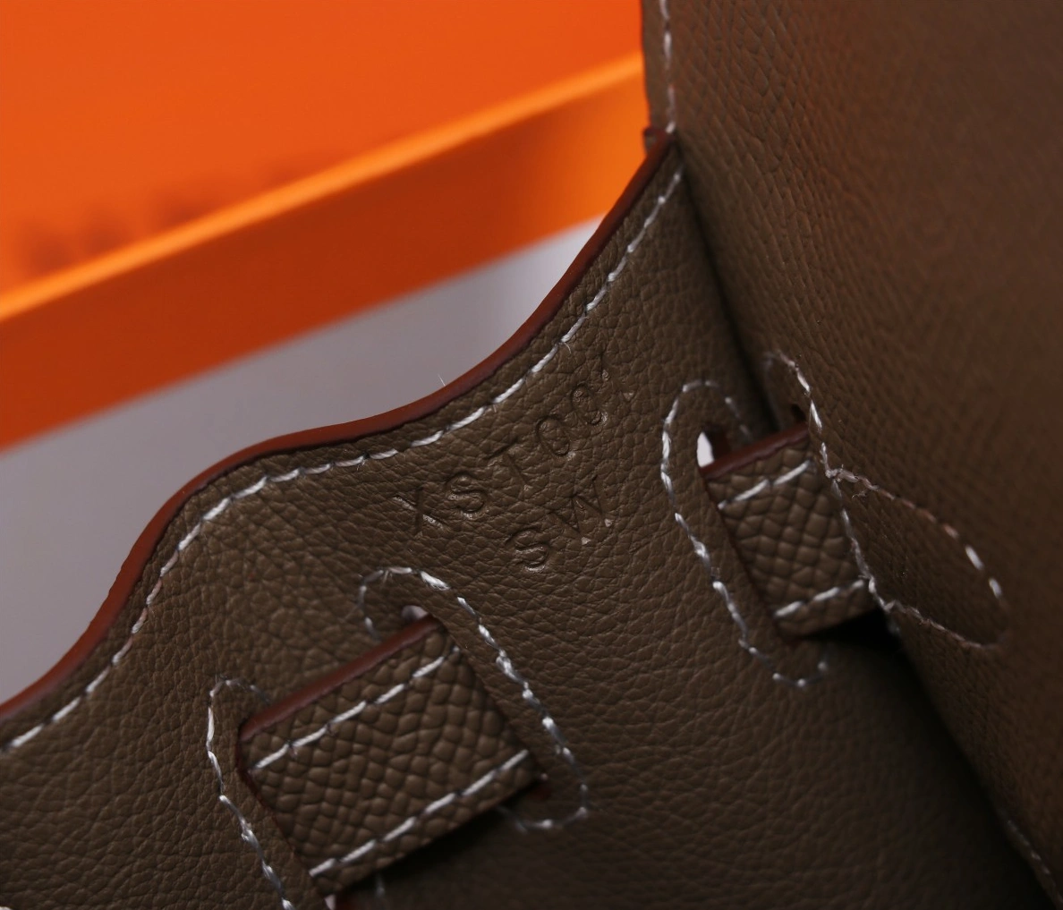 DailyWear 5601 Hermes AAA Quality Handbags For Women - Image 5