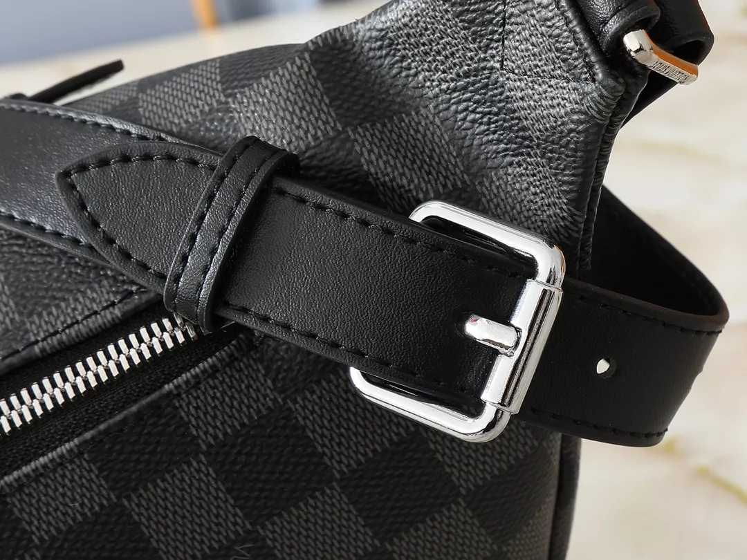 DailyWear 8455 Louis Vuitton LV AAA Quality Belt Bags For Unisex - Image 7