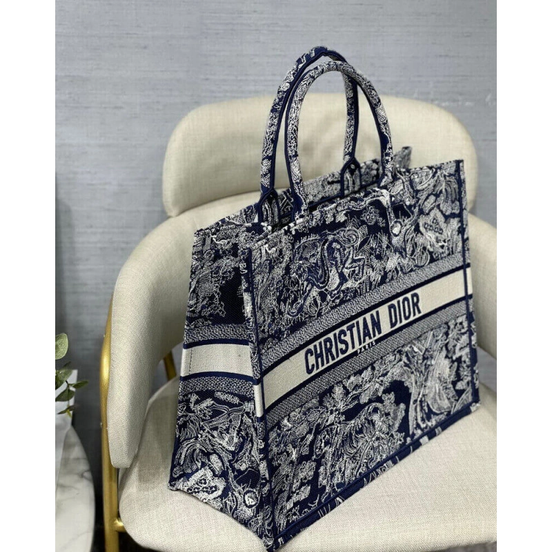 41.5 x 35 Dior Book Tote Blue Toile de Jouy Reverse Embroidery - Image 6
