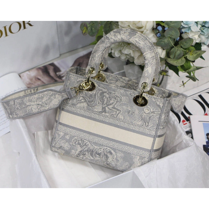 24 x 20 x Dior Medium Lady D-Lite Bag Gray Toile de Jouy Reverse Embroidery - Image 11