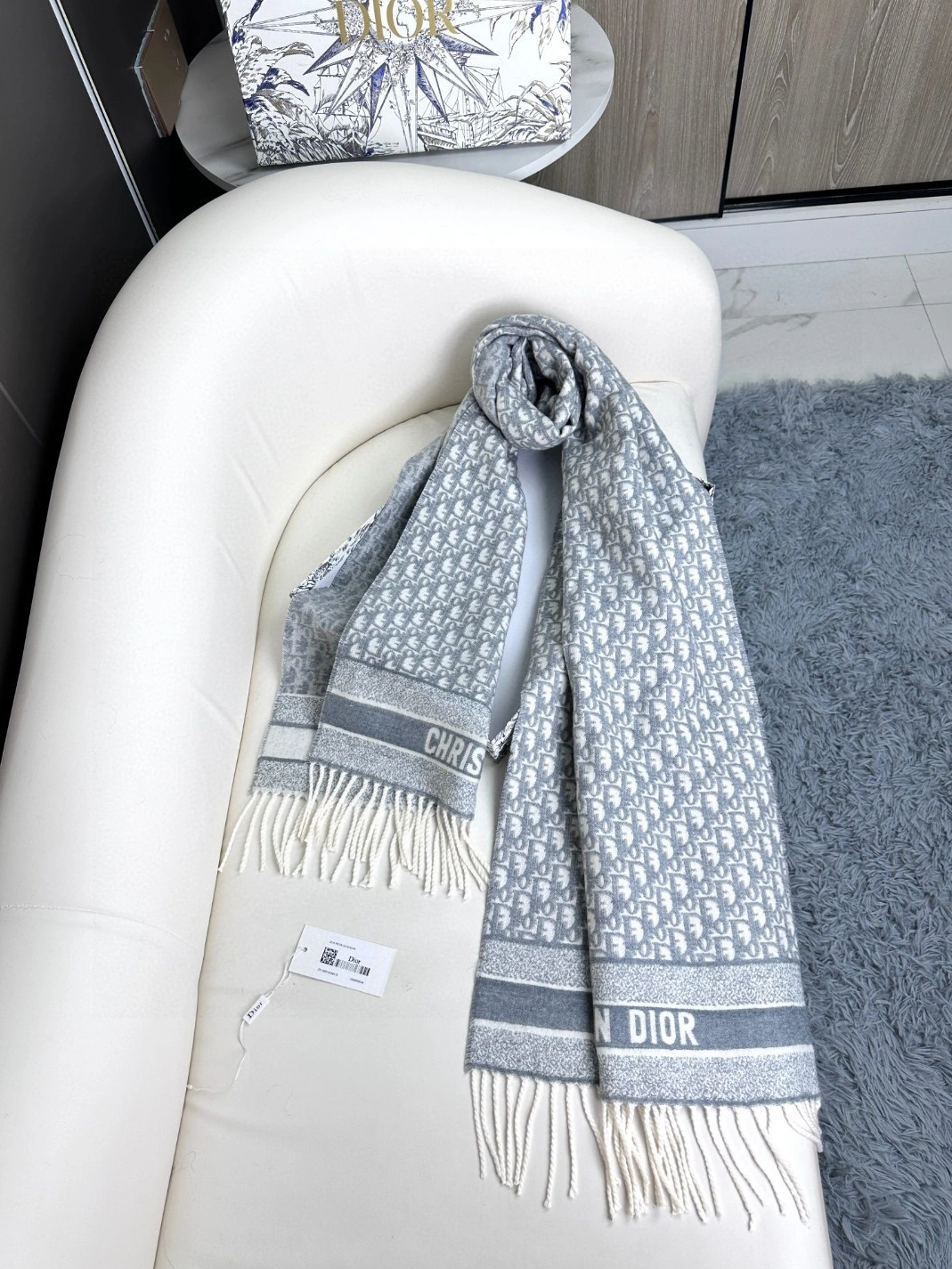 Durable 4900 Christian Dior Scarf - Image 3