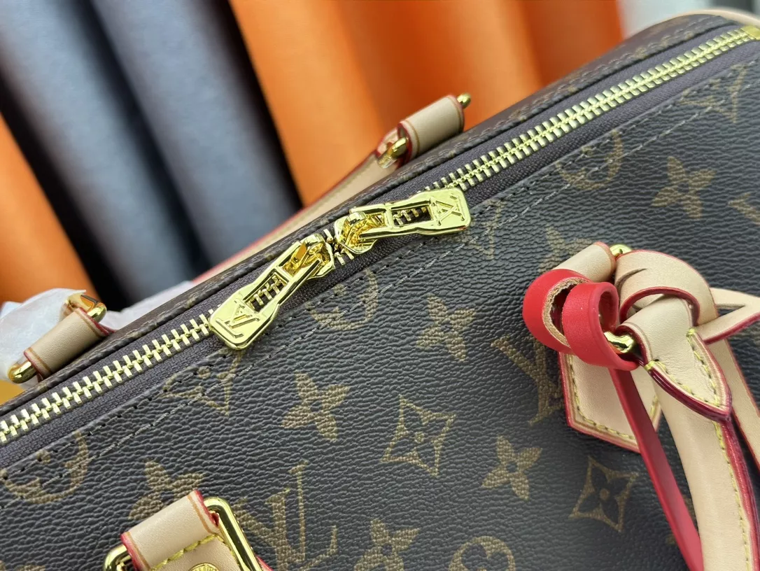 Durable 5073 Louis Vuitton AAA Quality Handbags For Women - Image 6