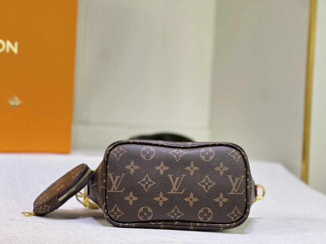 Durable 5283 Louis Vuitton AAA Quality Handbags For Women - Image 5
