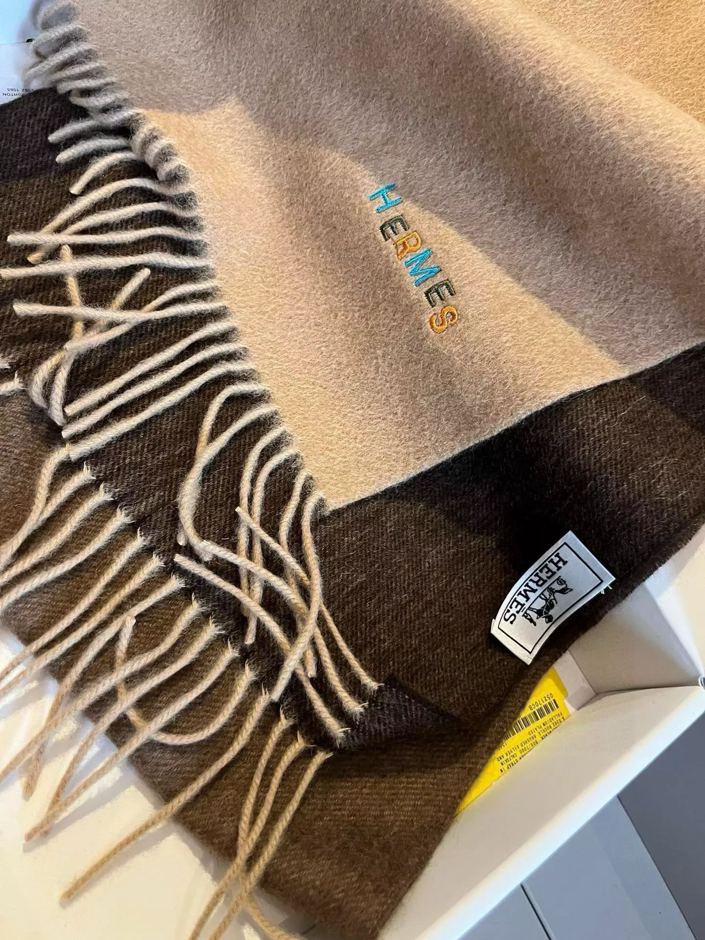 EasyMatch 3716 Hermes Scarf For Women - Image 6