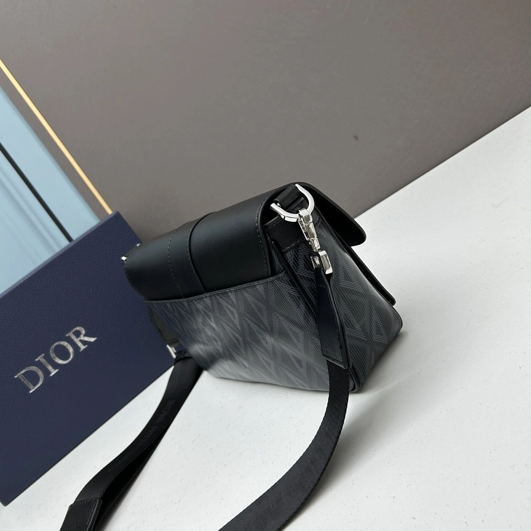 Efficient 2165 Christian Dior AAA Man Messenger Bags