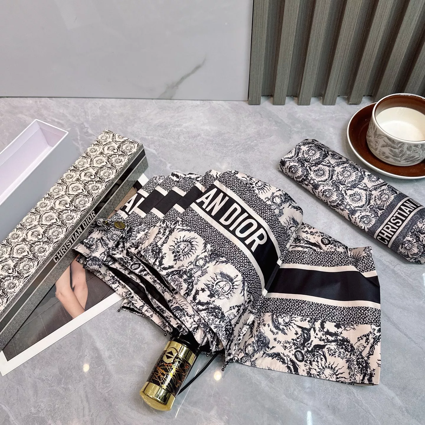 Efficient 9018 Christian Dior Umbrellas - Image 4