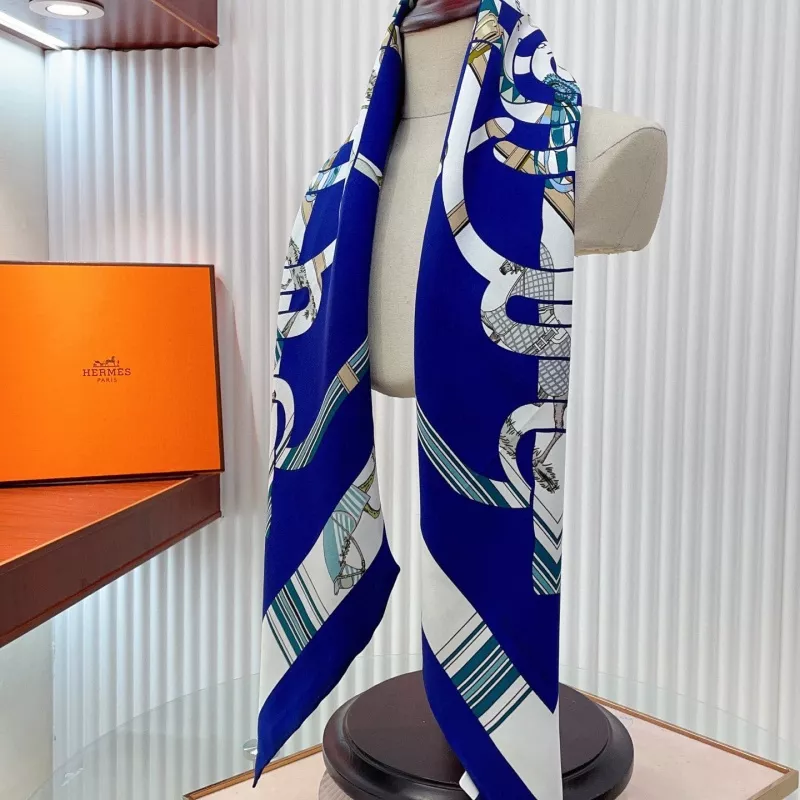 EyeCatching 1392 Hermes Silk Squares - Image 4