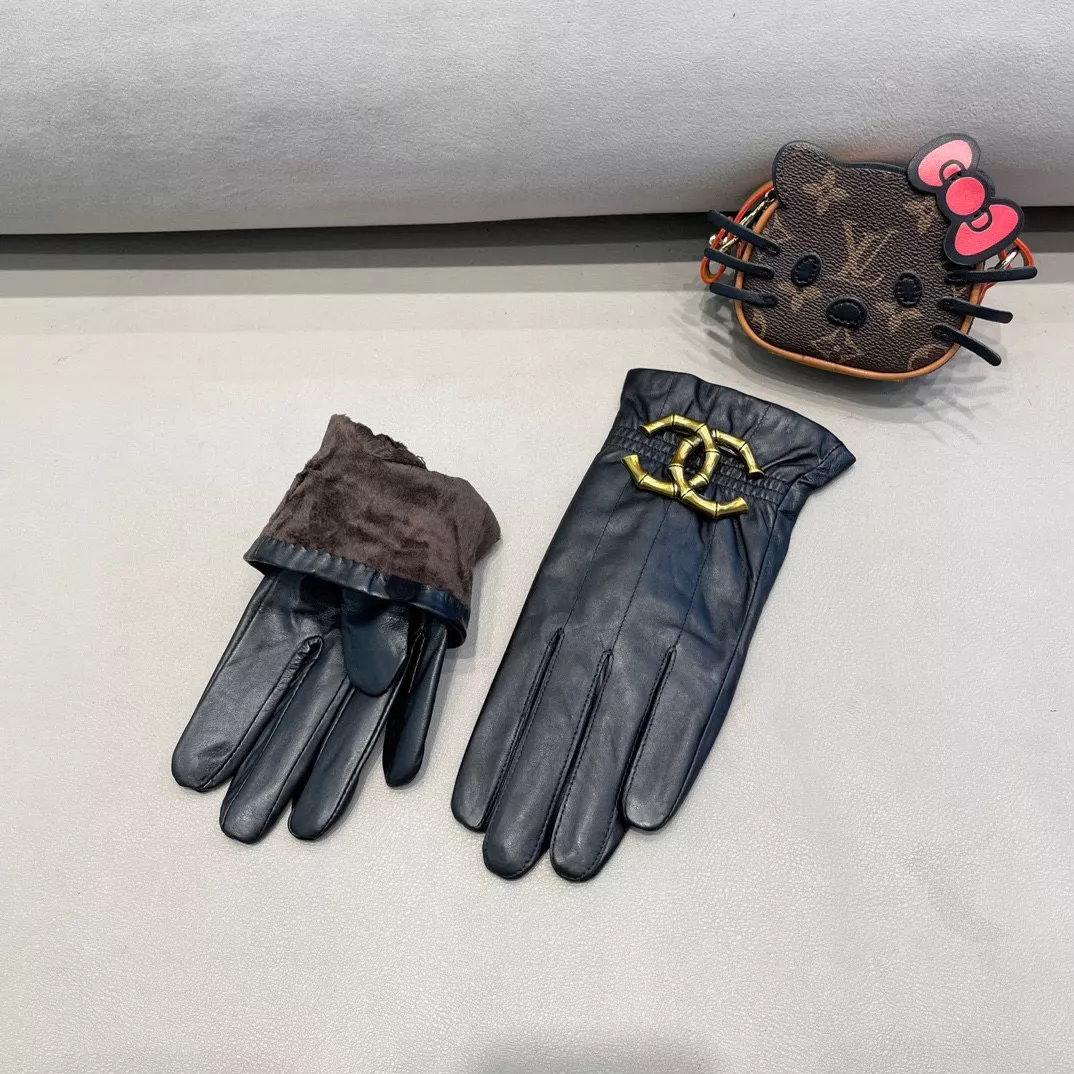 EyeCatching 1830 Chanel Gloves For Women - Image 3