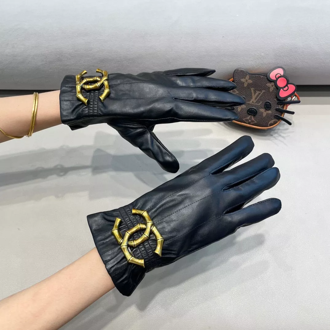EyeCatching 1830 Chanel Gloves For Women - Image 5