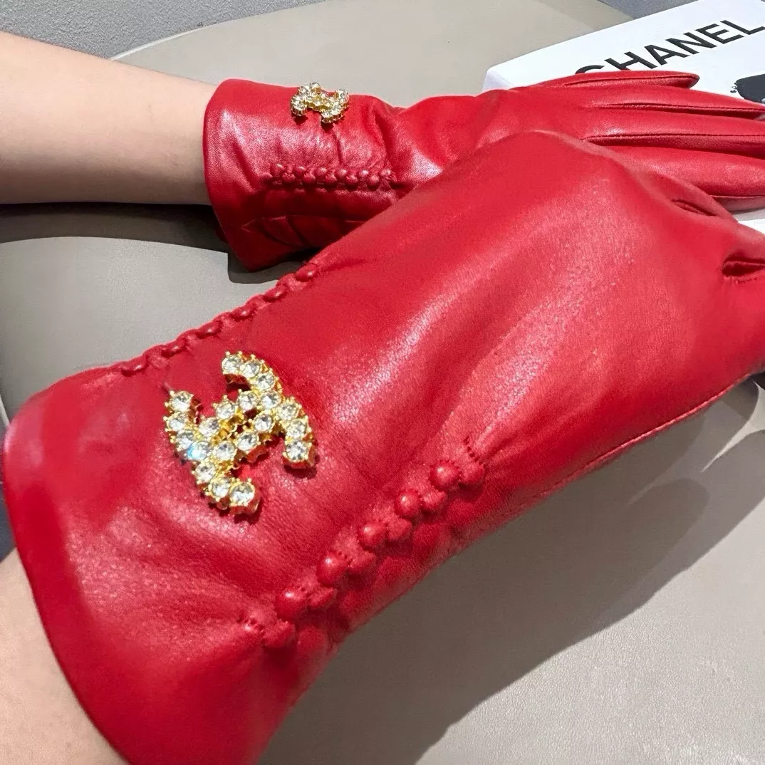 EyeCatching 3906 Chanel Gloves For Women - Image 4