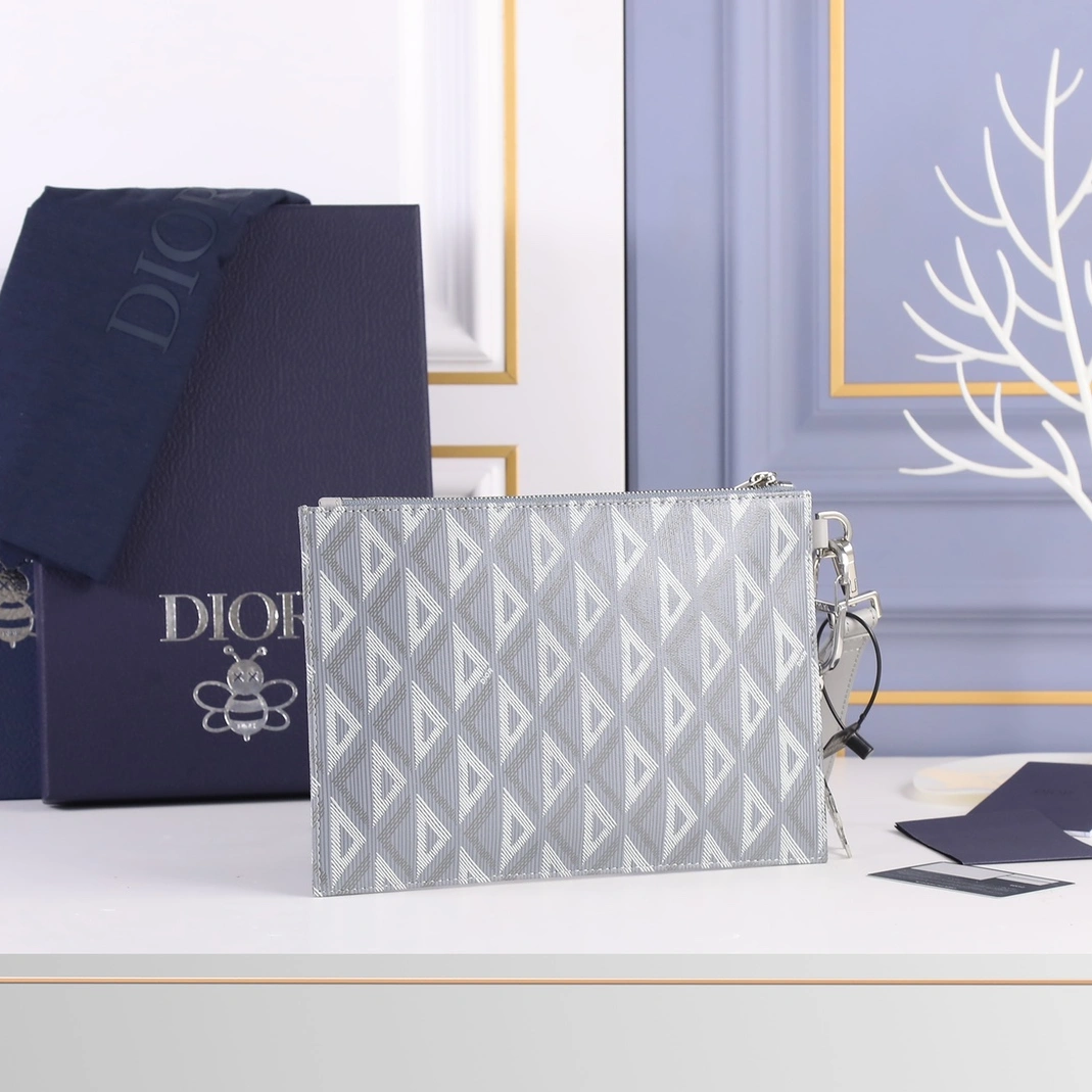 EyeCatching 8144 Christian Dior AAA Man Wallets