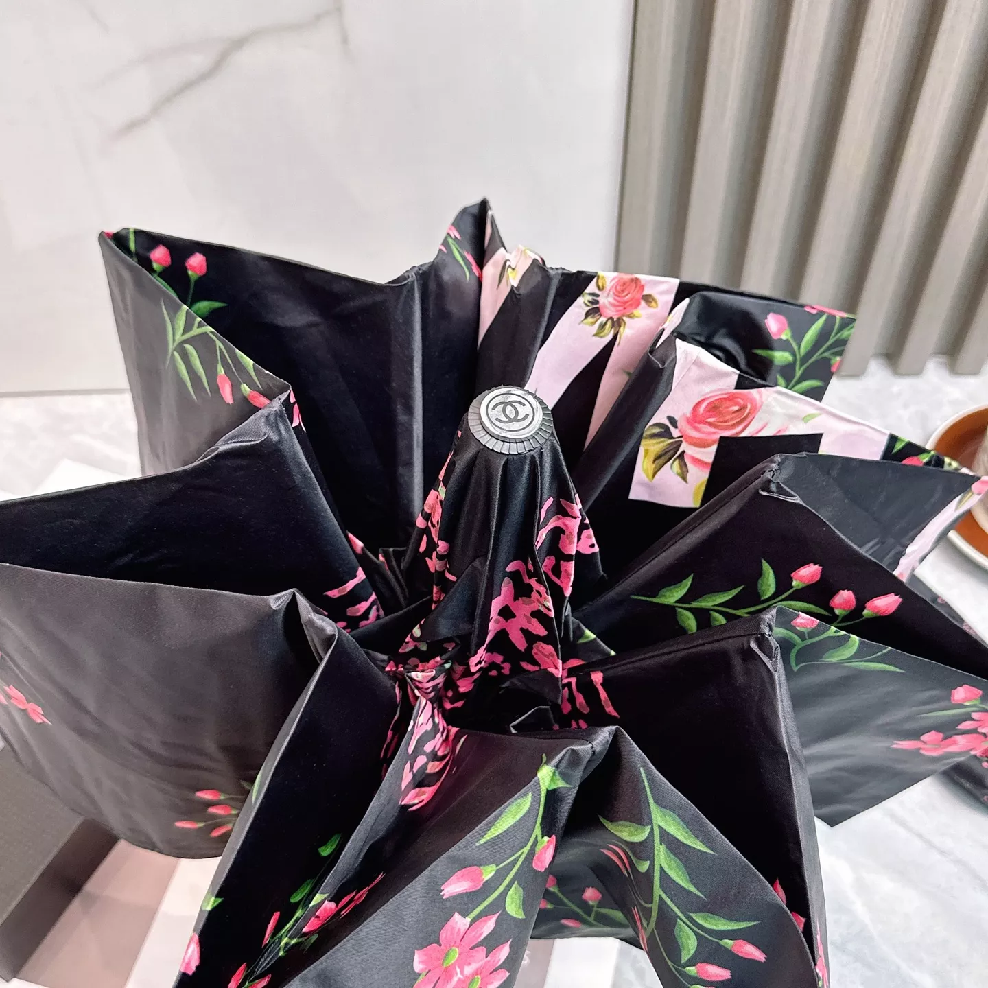 EyeCatching 979 Chanel Umbrellas - Image 4