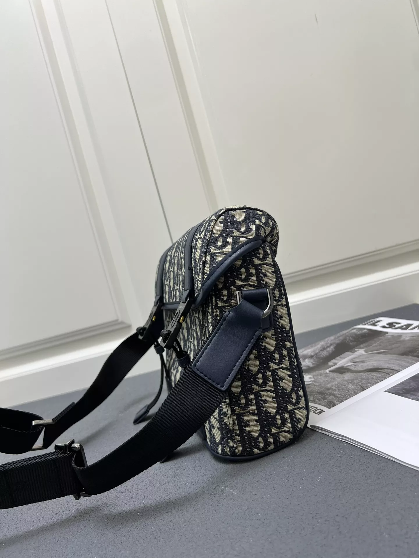 Fashionable 8552 Christian Dior AAA Man Messenger Bags - Image 3