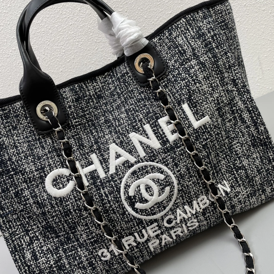 Flexible 6772 Chanel AAA Quality Handbags For Women - Image 5