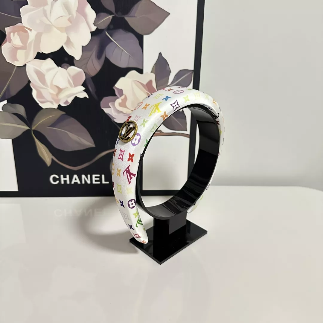Functional 3454 Louis Vuitton LV Headband For Women - Image 3