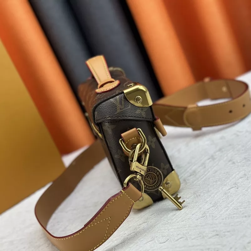 Functional 8897 Louis Vuitton AAA Quality Messenger Bags For Women - Image 3