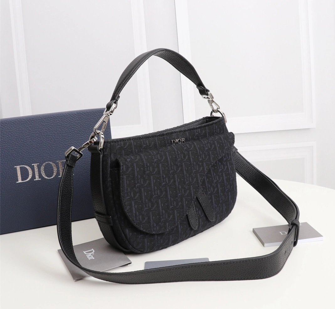 GoAnywhere 5467 Christian Dior AAA Man Messenger Bags