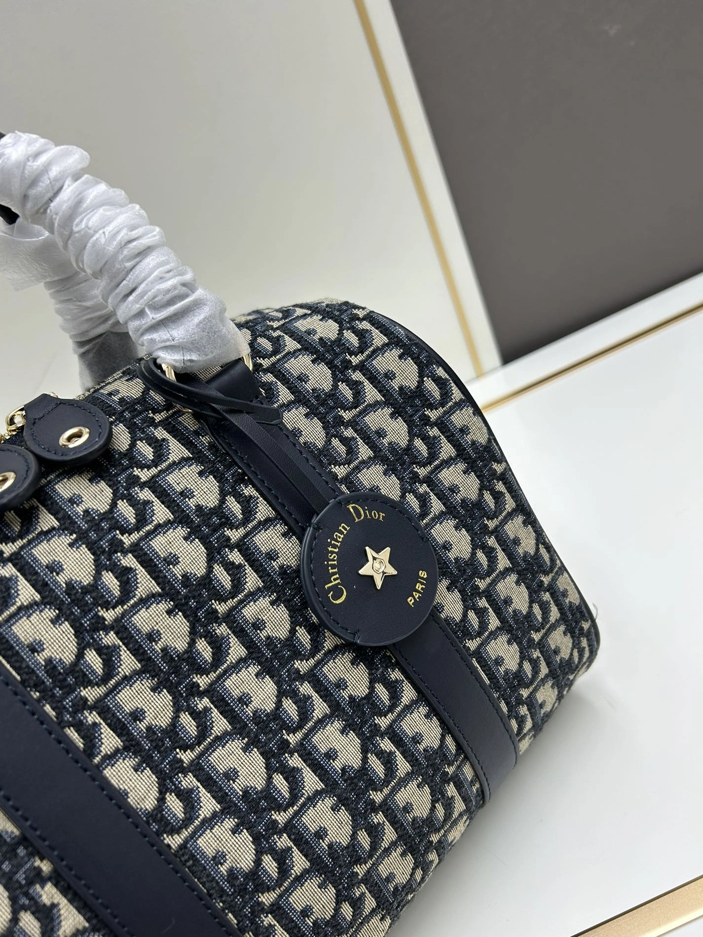 GoodFit 1983 Christian Dior AAA Quality Handbags For Women - Image 4