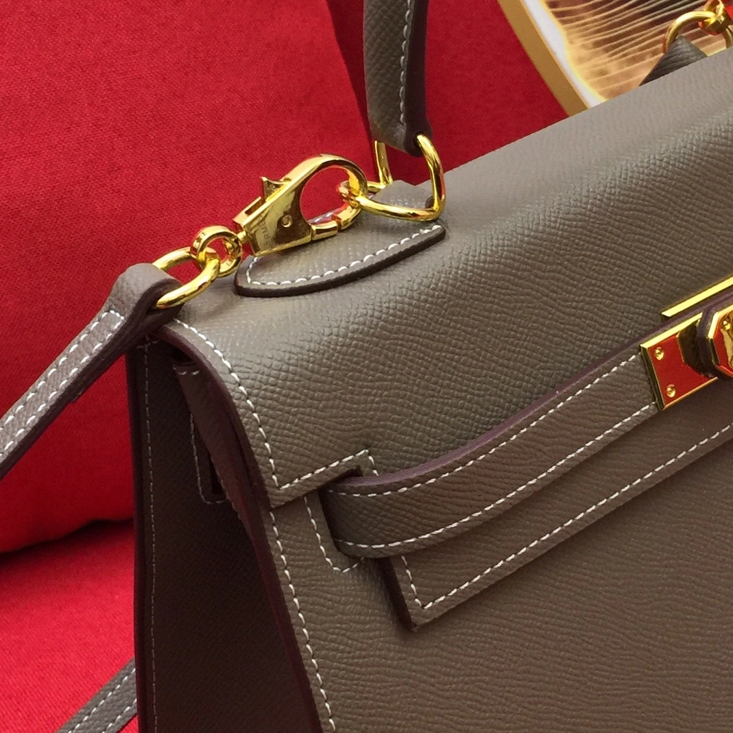 Hermes AAA Quality Handbags For Women Cozy 1291 - Image 3