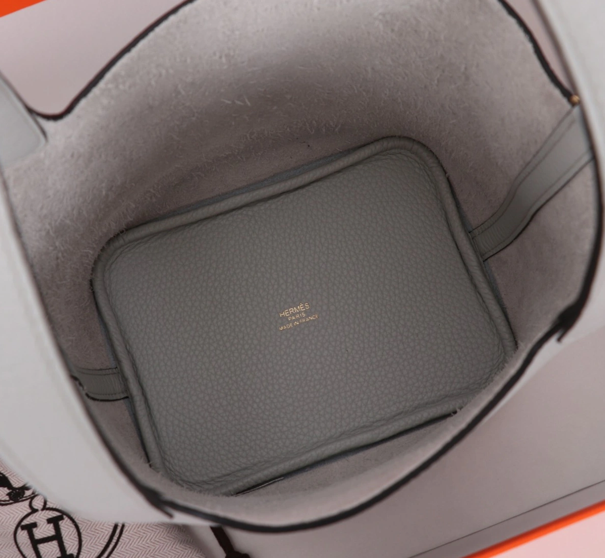 Hermes AAA Quality Handbags For Women Practical 2964 - Image 4