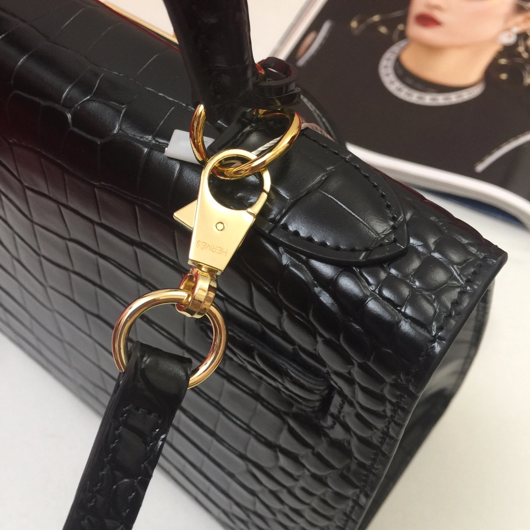 Hermes AAA Quality Handbags For Women Vibrant 6638 - Image 4