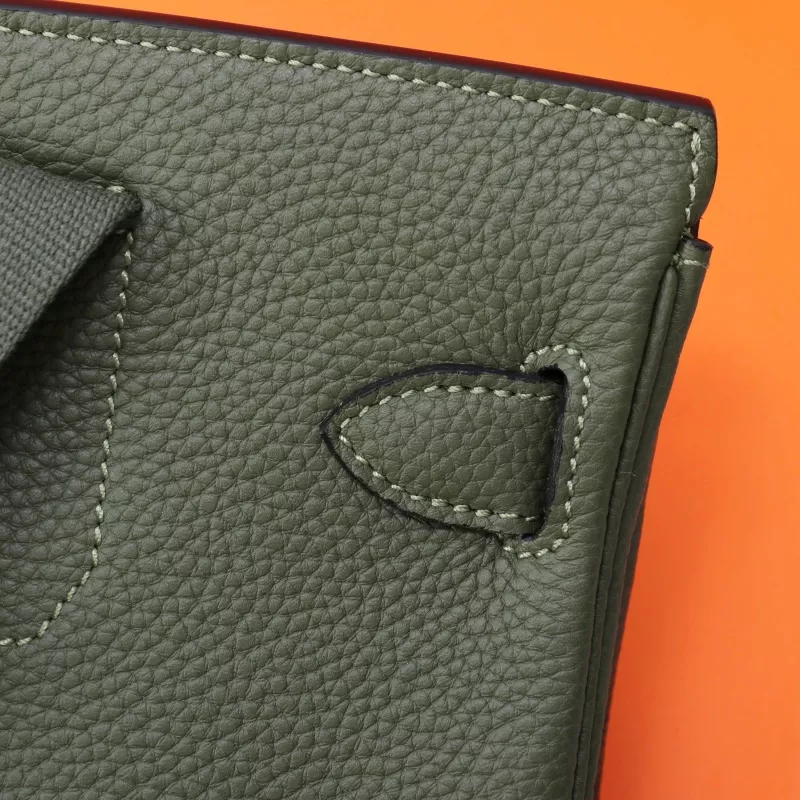 Hermes AAA Quality Messenger Bags For Unisex Vibrant 1655 - Image 3