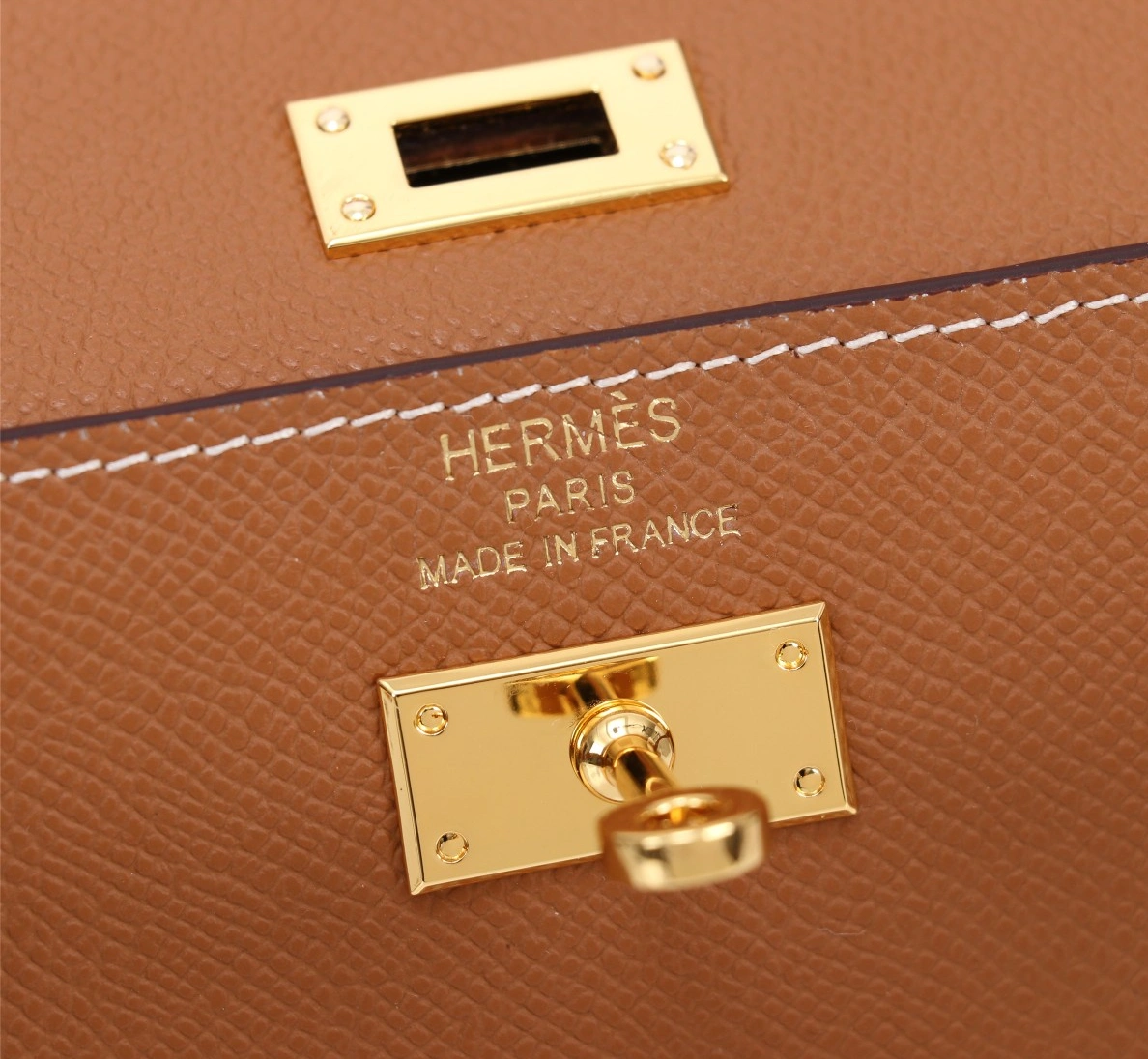 Hermes AAA Quality Messenger Bags For Women Sleek 4616 - Image 4