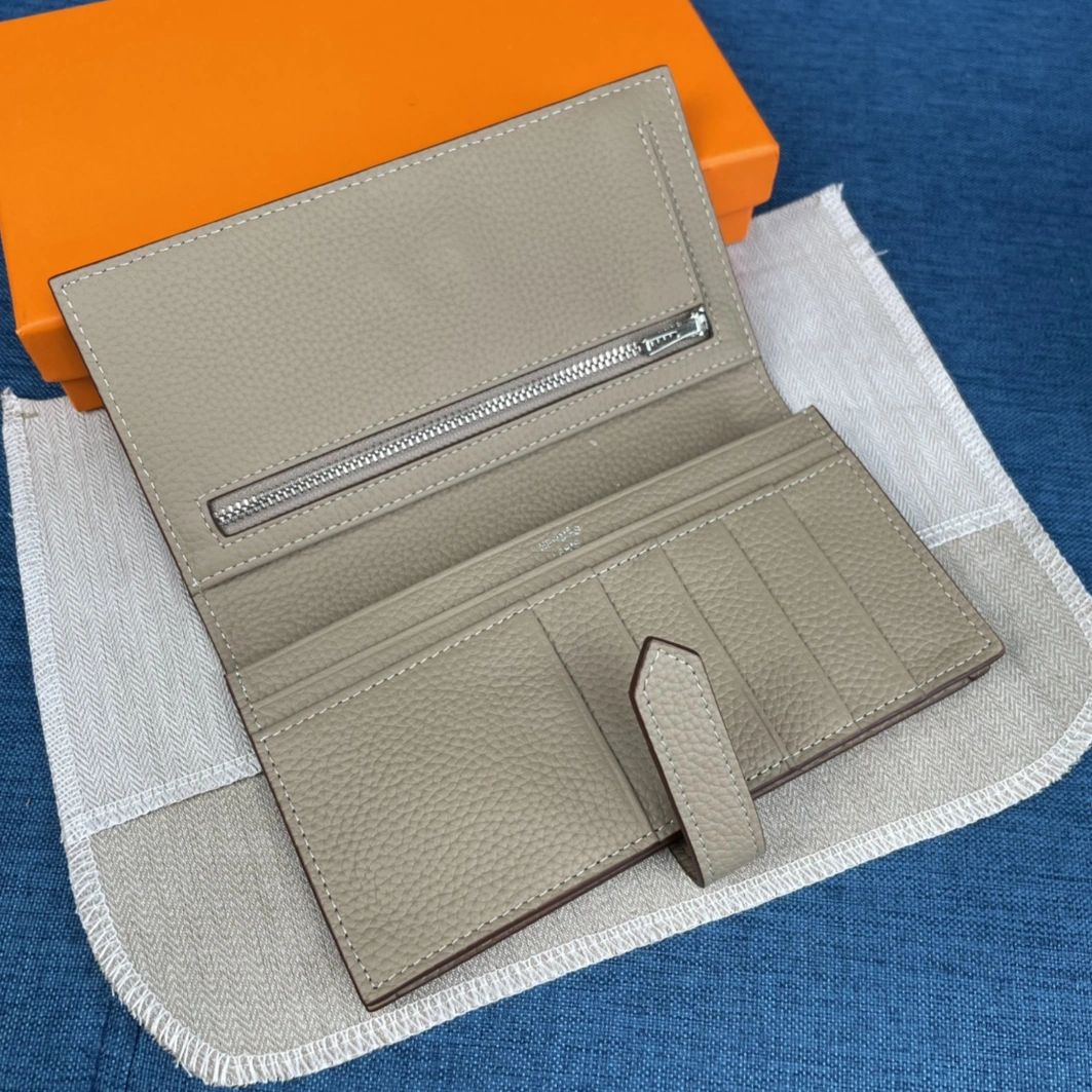 Hermes AAA Quality Wallets For Women AllSeason 121 - Image 5