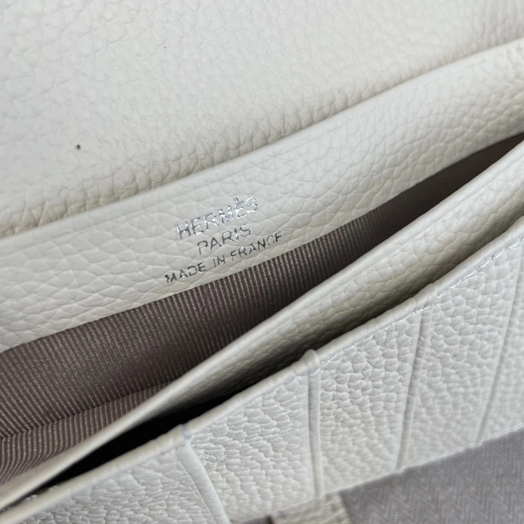 Hermes AAA Quality Wallets For Women Sleek 6966 - Image 6