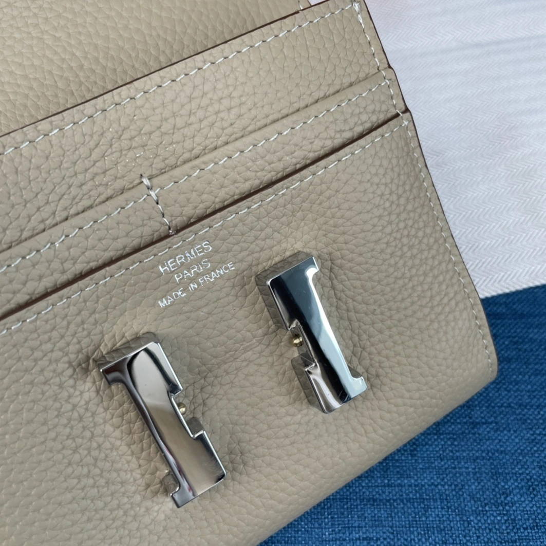 Hermes AAA Quality Wallets For Women Soft 8499 - Image 4