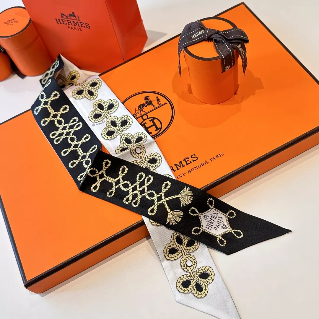 Hermes Silk Scarf SmartChoice 5786 - Image 5