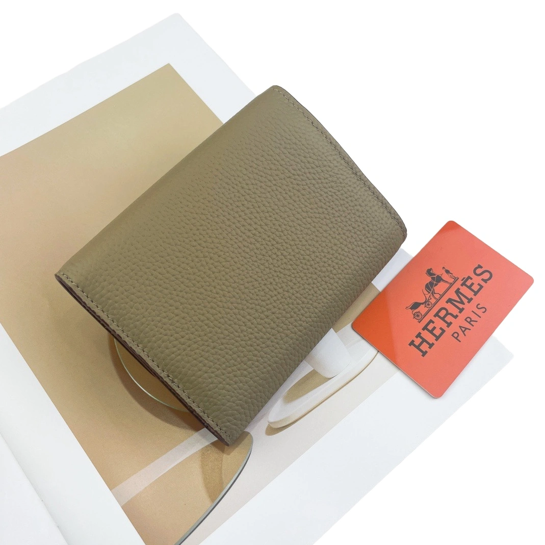 Hermes Wallet Sleek 9969