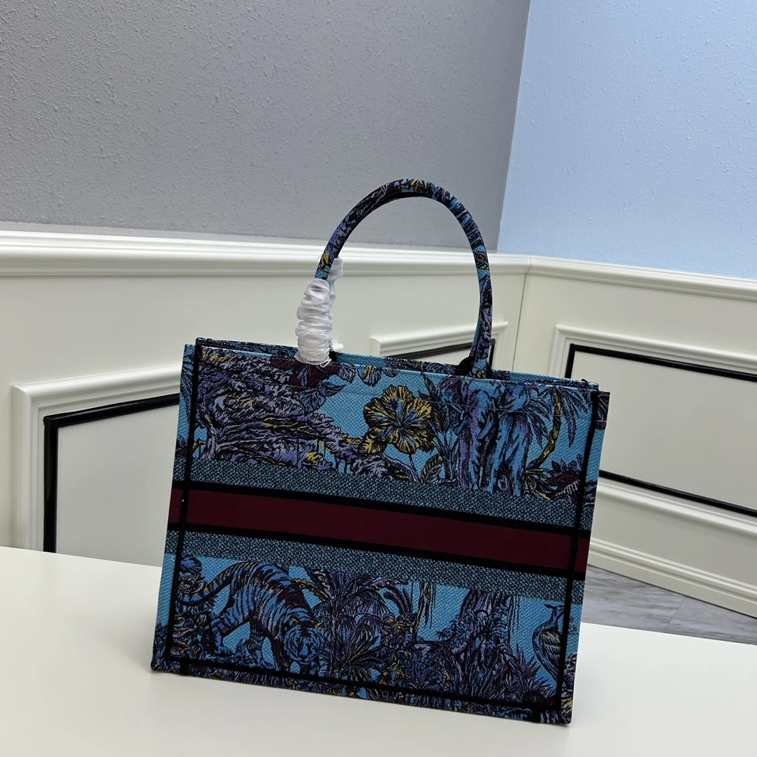 HighQuality 5631 Christian Dior AAA Quality Tote-Handbags For Women - Image 3