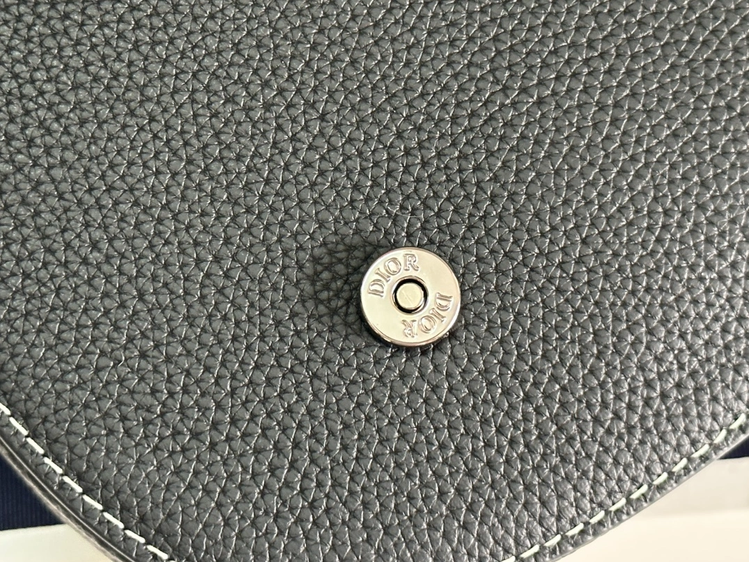 HighQuality 6727 Christian Dior AAA Man Messenger Bags - Image 7