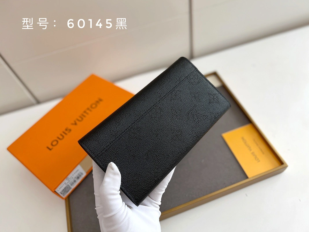 Lightweight 4453 Louis Vuitton AAA Quality Wallets