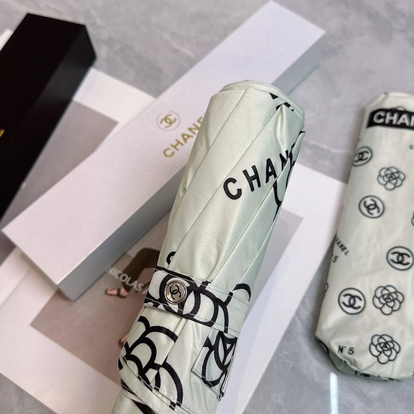 Lightweight 5939 Chanel Umbrellas - Image 7