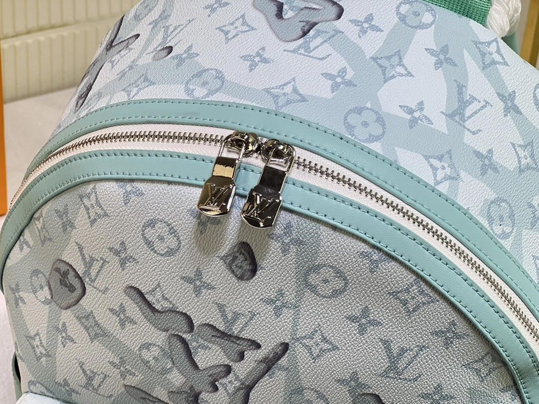 Louis Vuitton AAA Quality Backpacks For Unisex Durable 6902 - Image 3